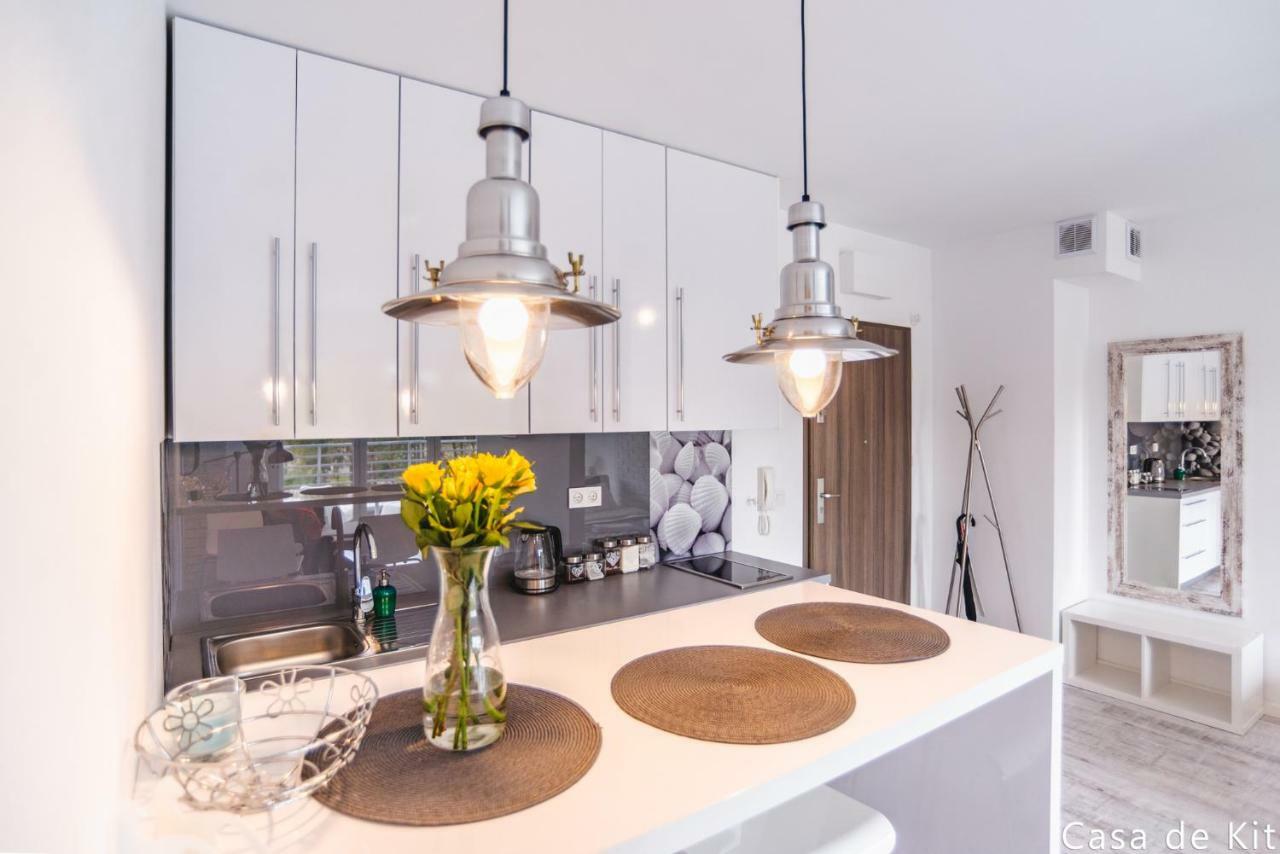 Apartament Casa De Kit Pogorzelica  Eksteriør billede